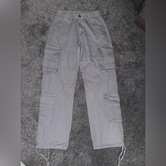 Pants - Women's Gray Cargo Pants